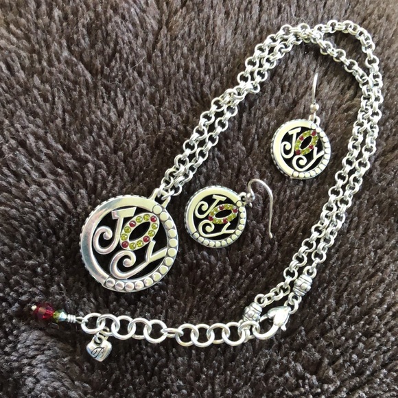 BRIGHTON HOLIDAY JOY Red Crystal Silver Disc Pendant NECKLACE and Earrings set - Picture 12 of 12